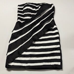 Cartise Black and White Striped Strapless Dress